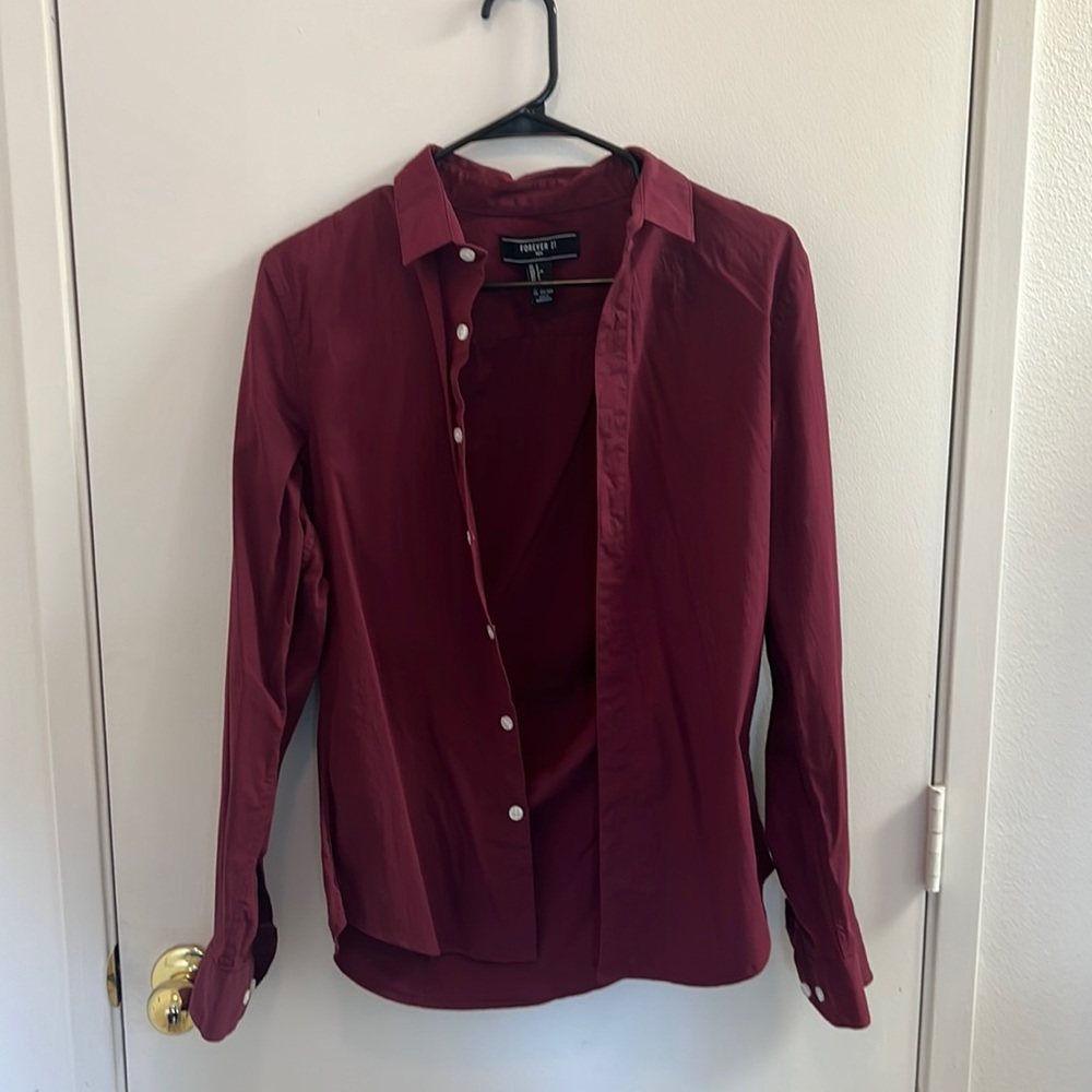 Men’s Forever 21 Long Sleeve Button Up Shirt Size Small